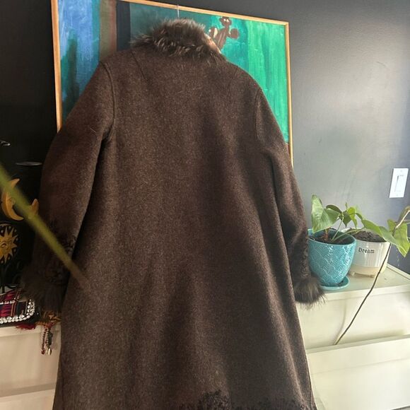 Hilary Radley Brown Trench Coat with Faux Fur Trim - Picture 7 of 16